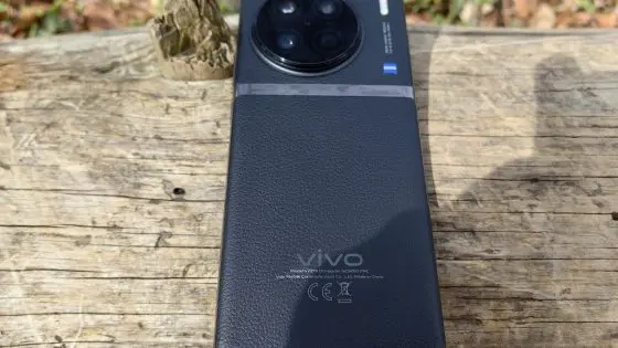 A professional photographer compared the cameras of vivo X80 Pro and vivo X90 Pro