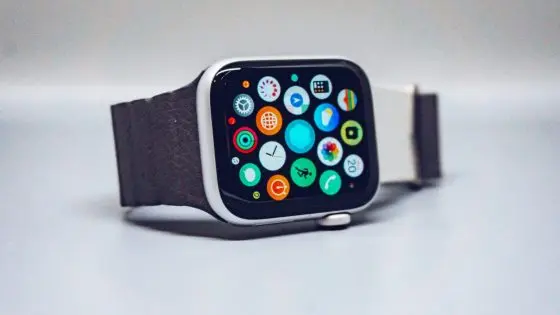 Otro golpe a los relojes inteligentes de Apple por infracción de patentes