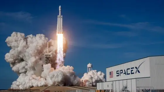 SpaceX acusado de despido injustificado por críticas a Musk